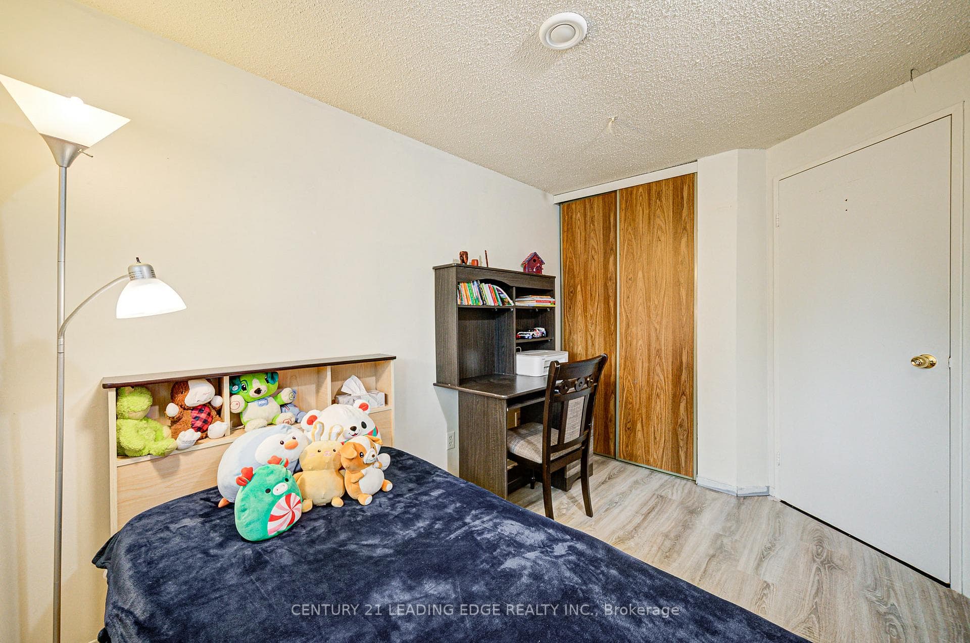 25 Collinsgrove Road Unit 109 photo 26