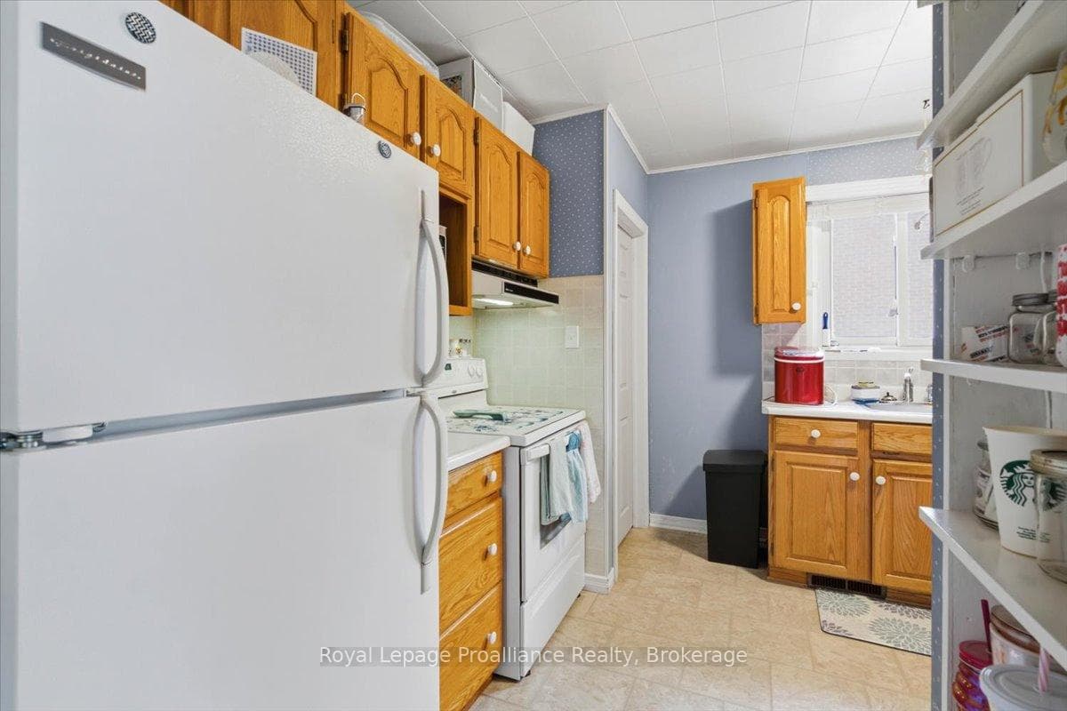 337 Bridge Street photo 14