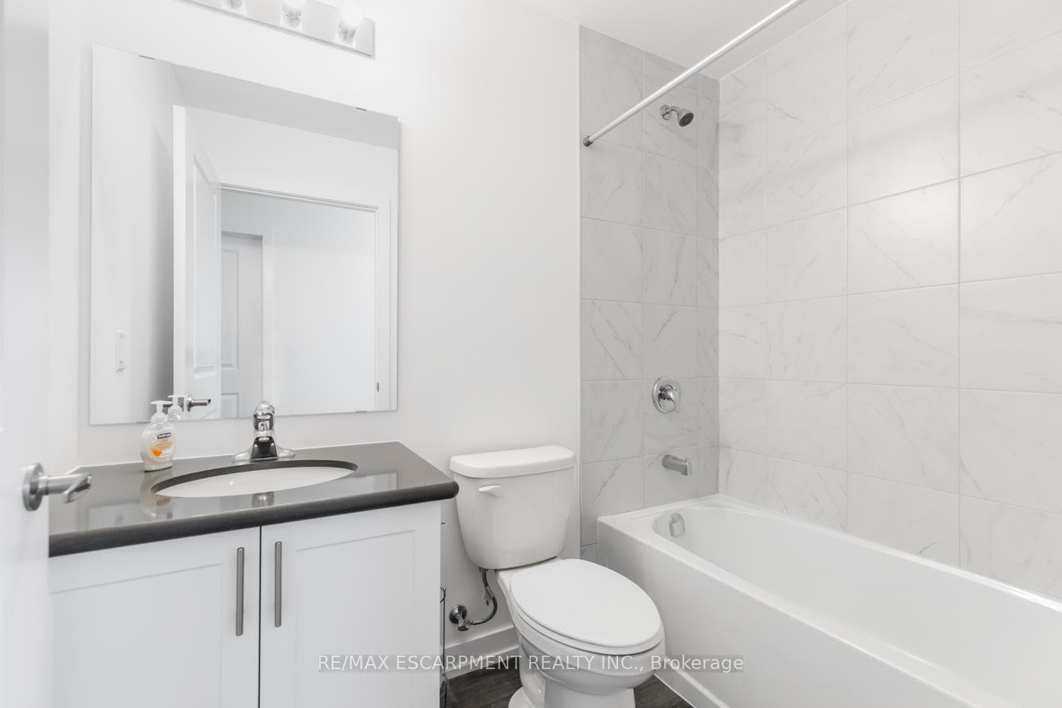 5055 Greenlane Road Unit 206 photo 25