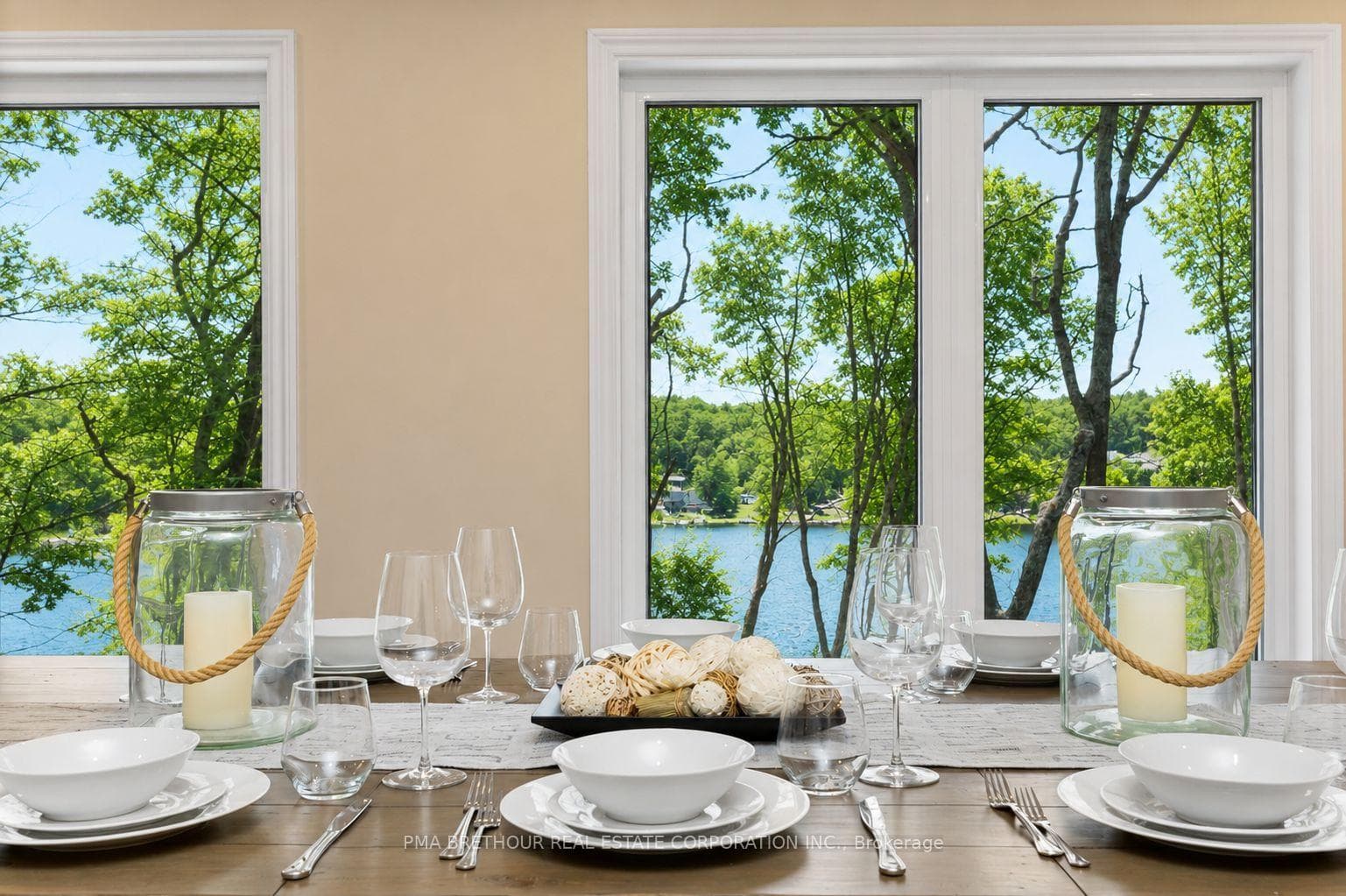 Dining Room Overlooking the Lake