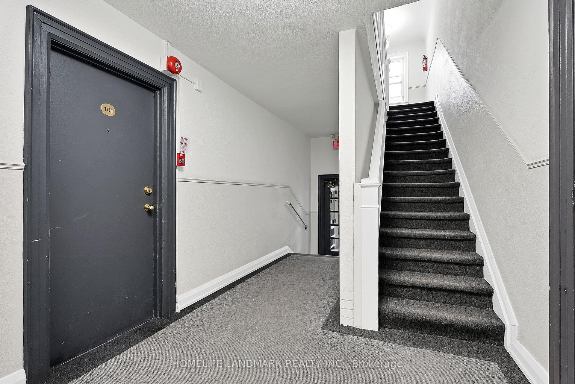448 Spadina Road Unit 302 photo 15
