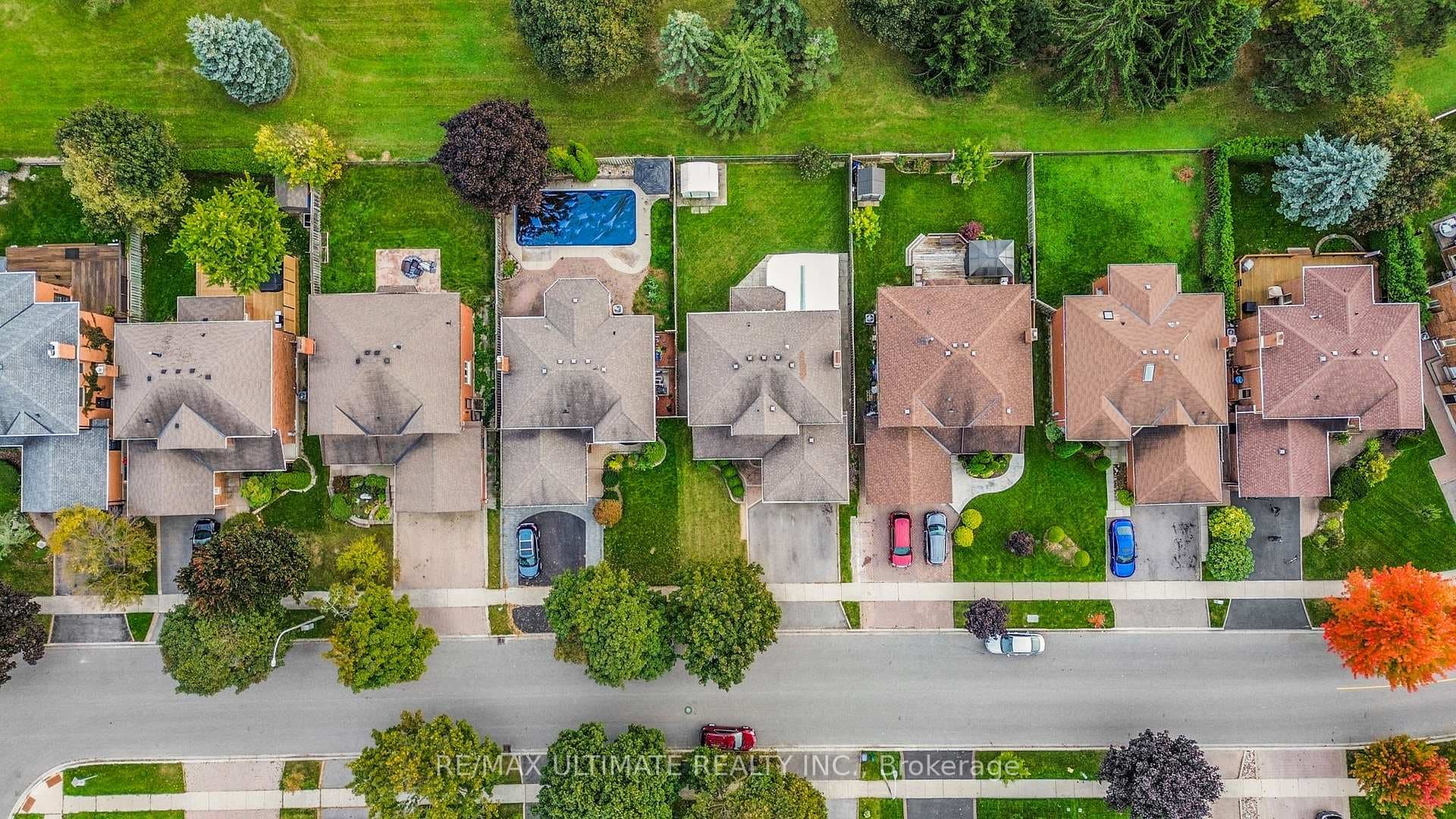 69 William Stephenson Drive photo 40