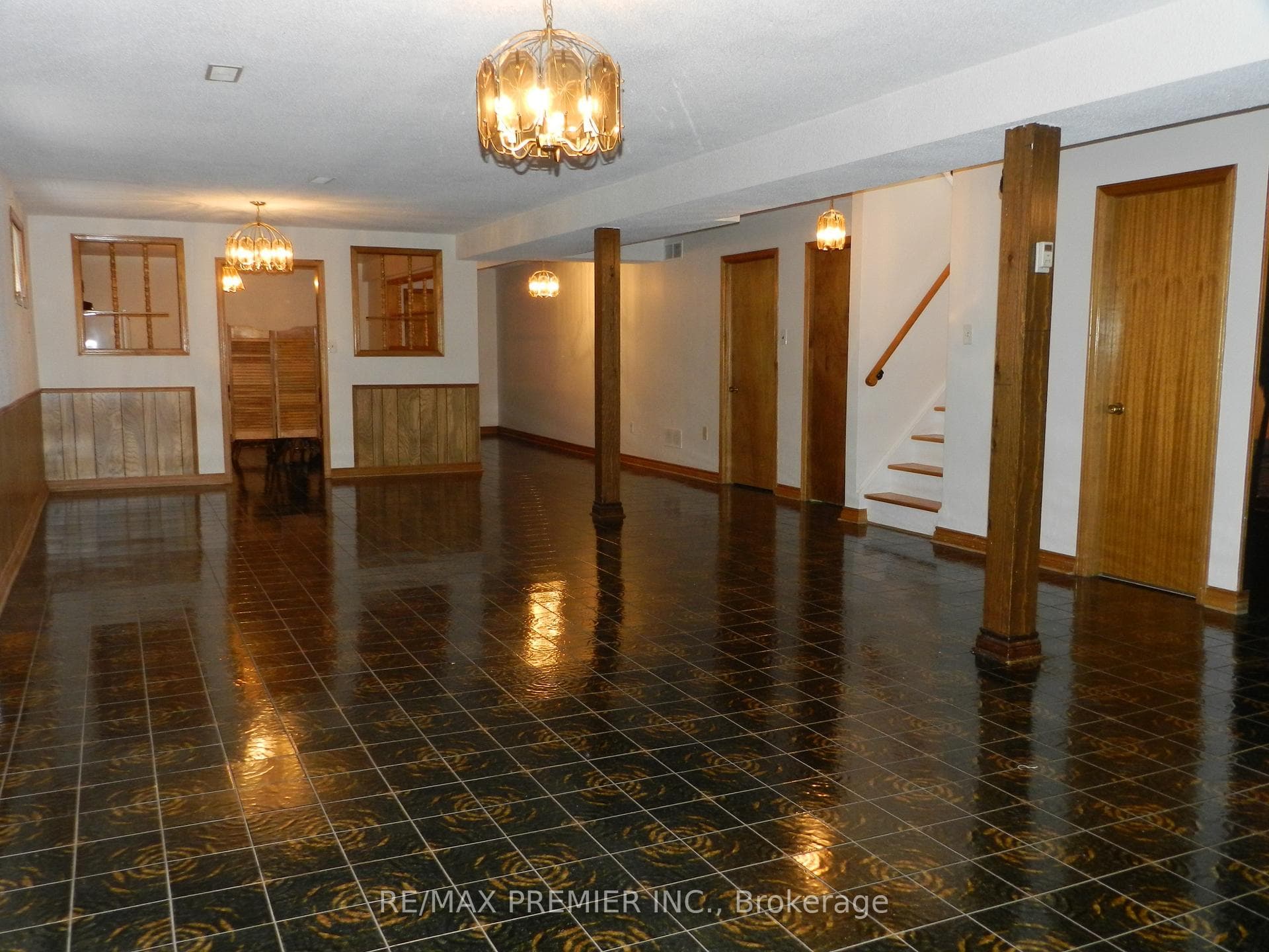 36 Willis Road photo 8