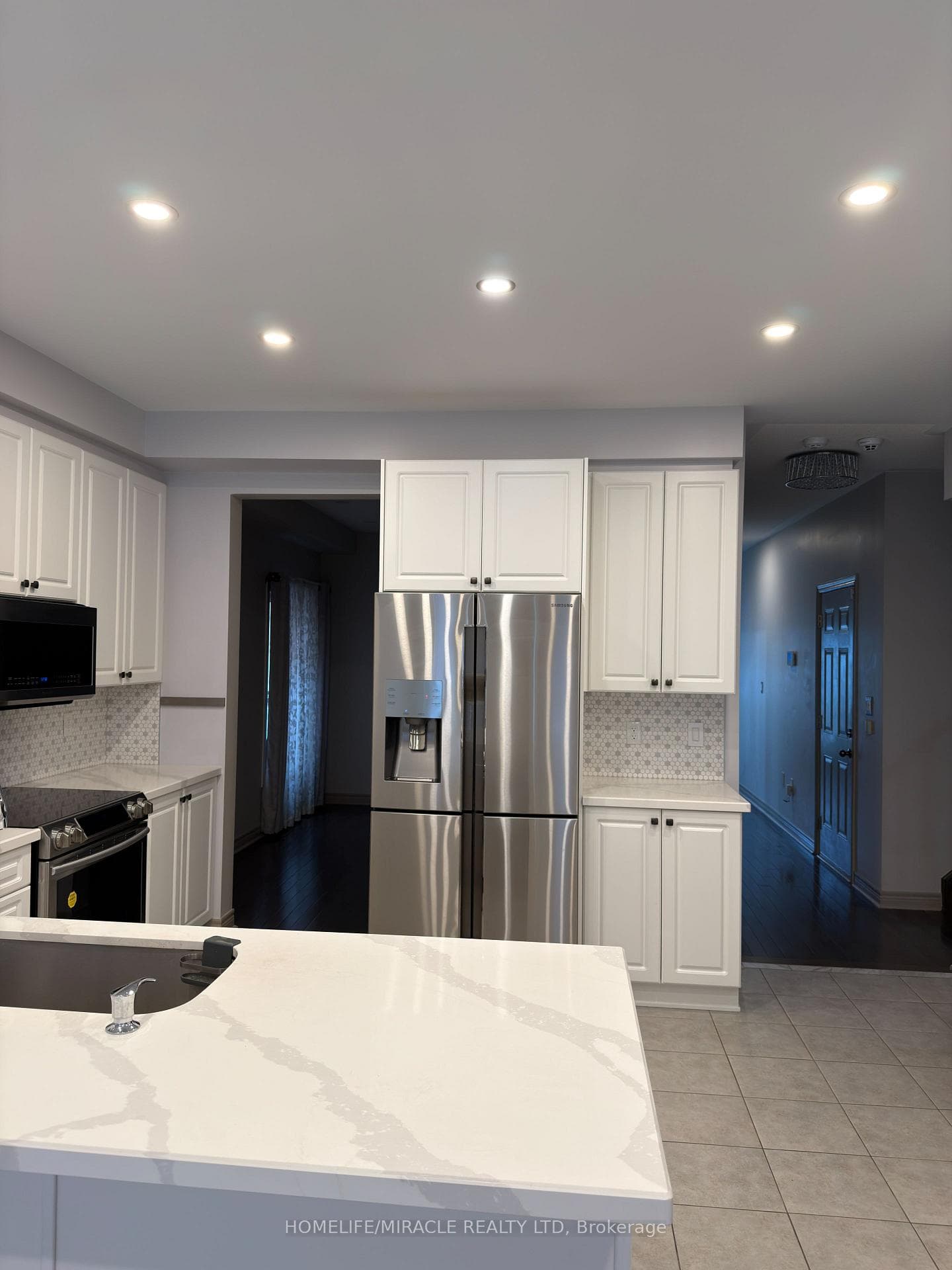 83 Cookview Drive photo 1
