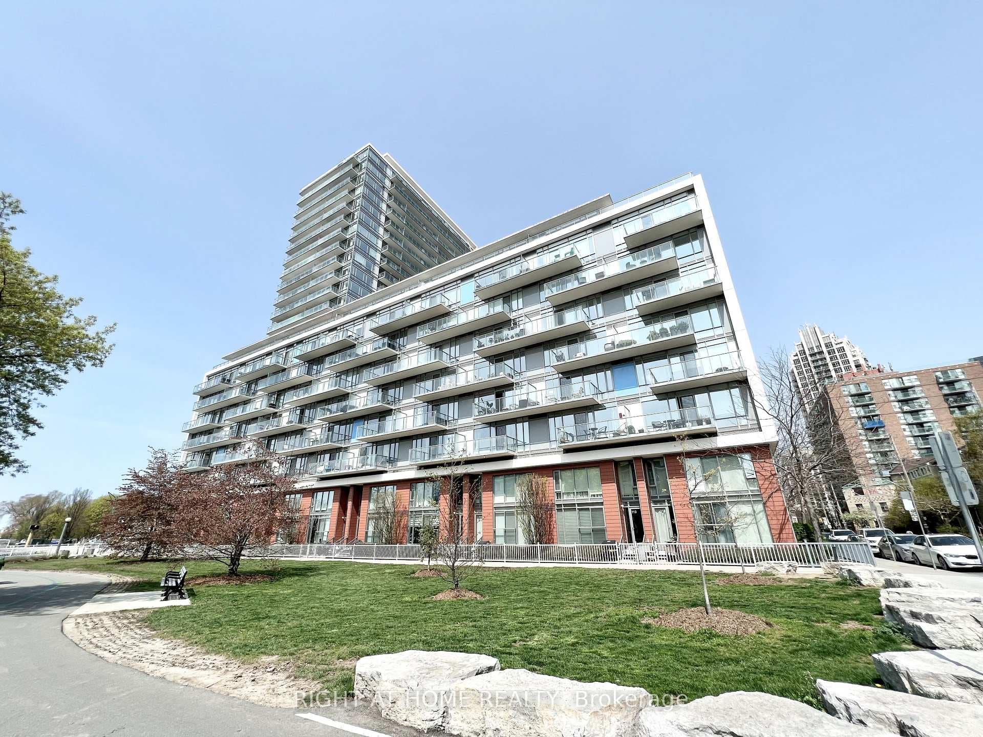 90 Stadium Road Unit 606 photo 28