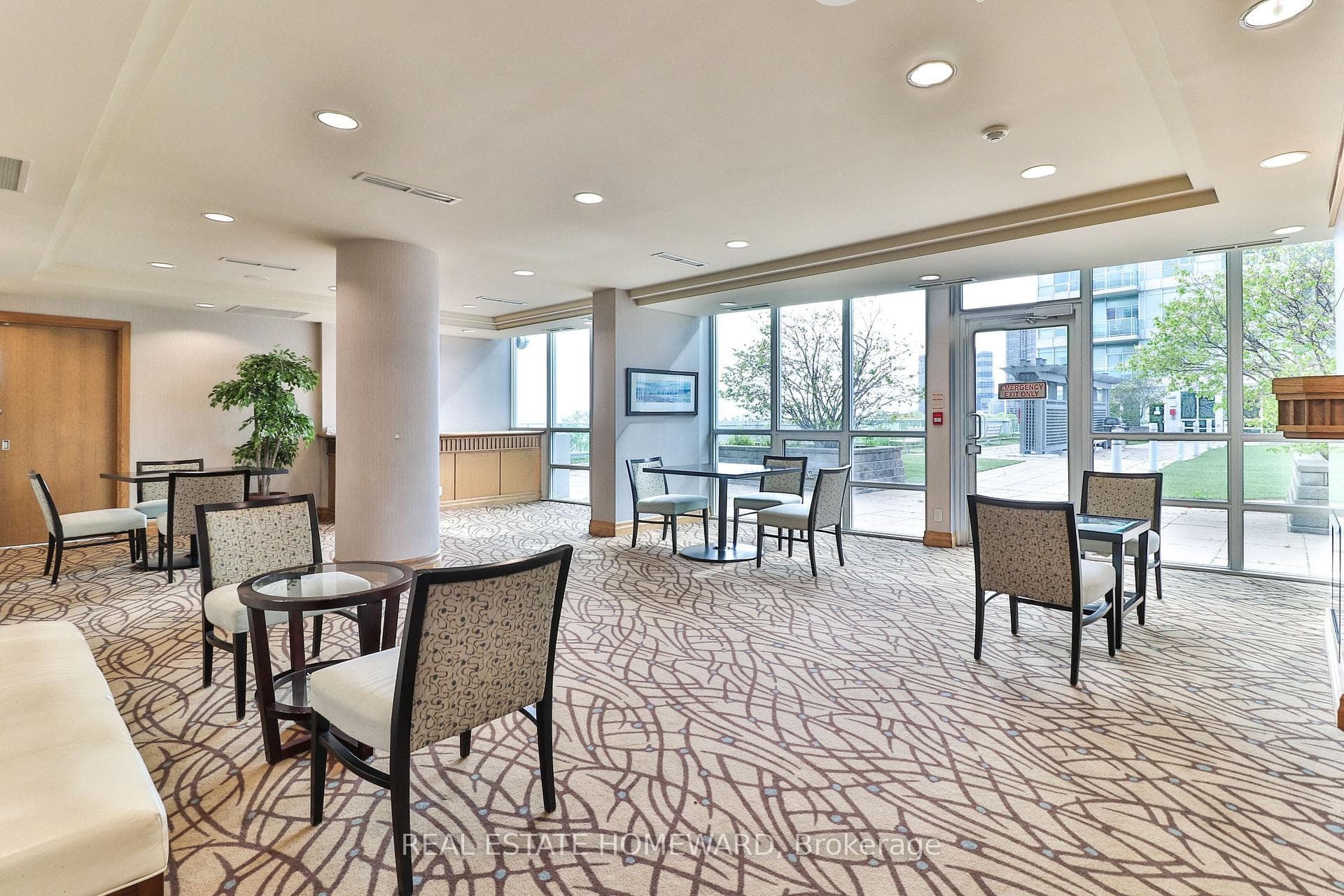 1900 Lakeshore Boulevard Unit 608 photo 44