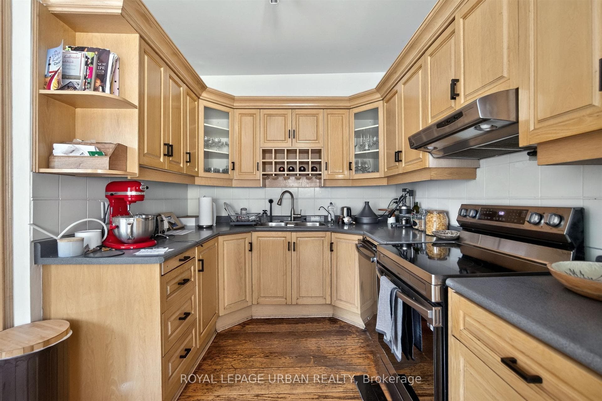 Main Suite floor Kitchen