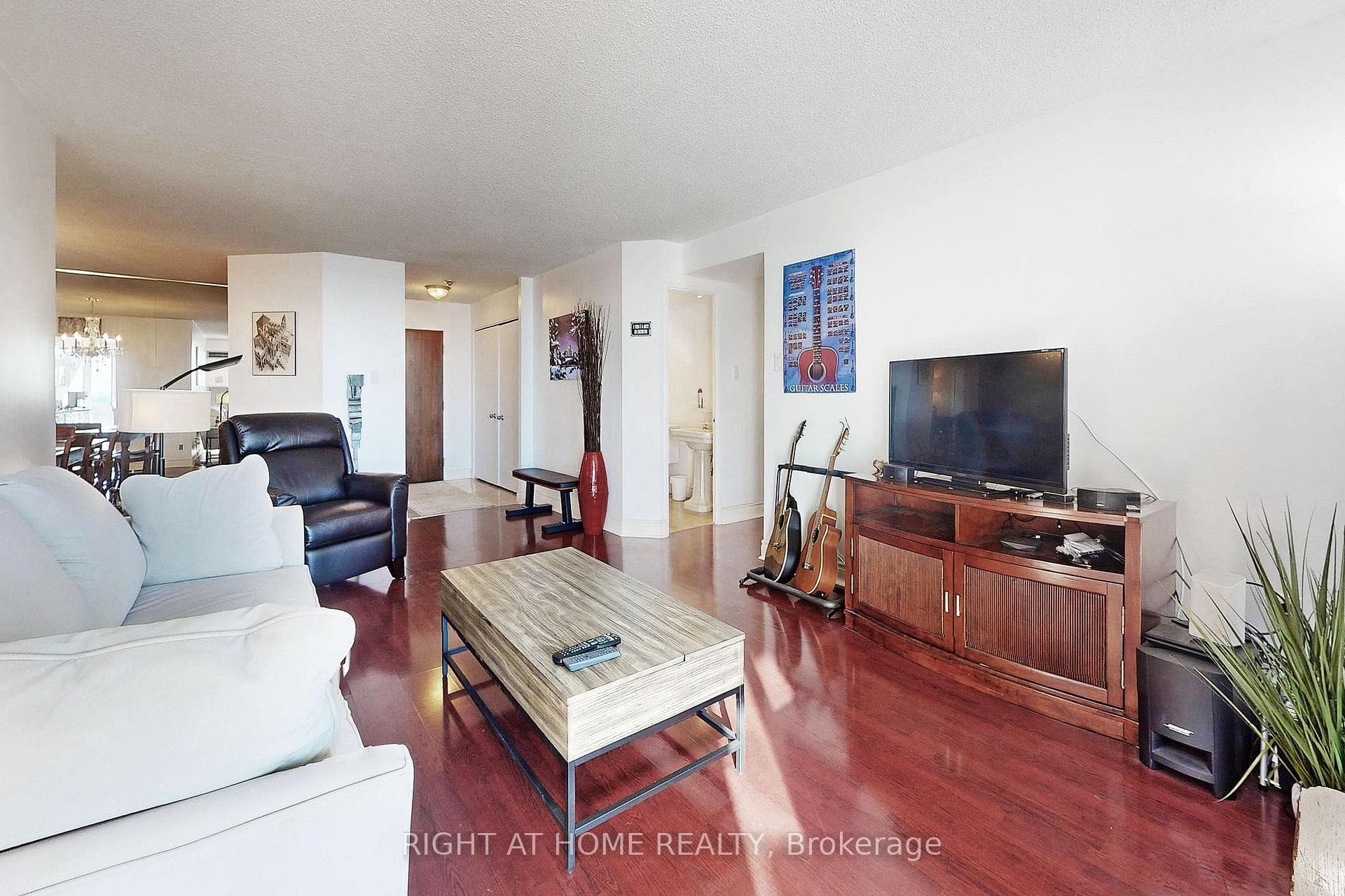 1300 Islington Avenue Unit 2404 photo 27