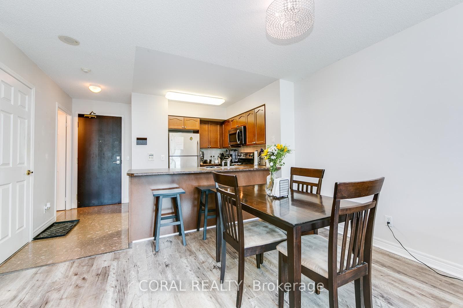 51 Lower Simcoe Street Unit 620 photo 9
