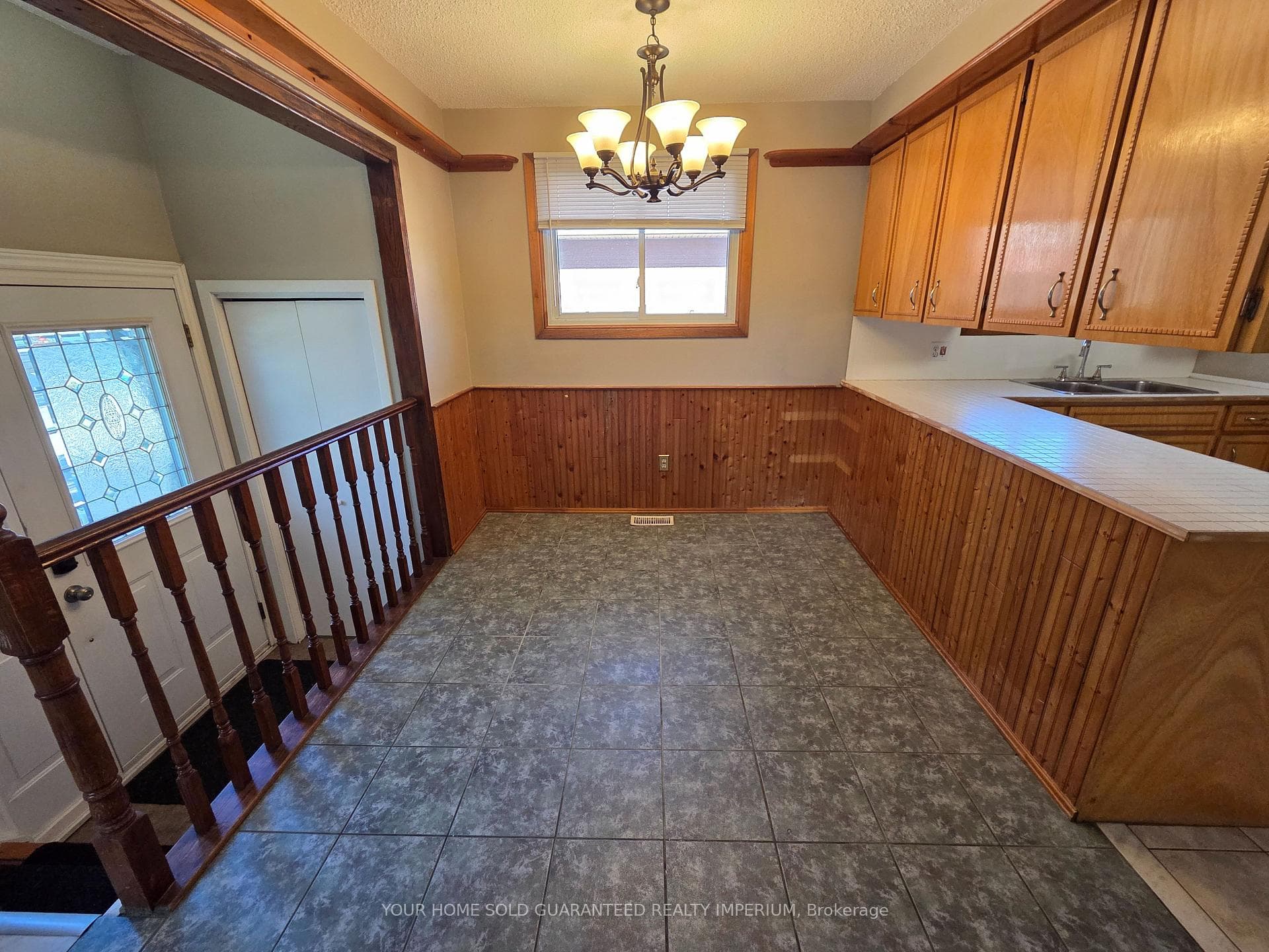 31 Lambs Lane photo 5