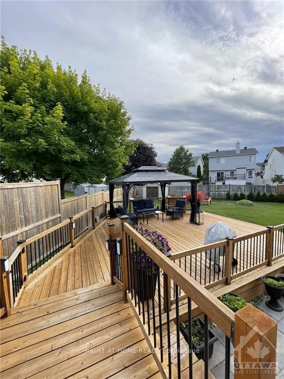 2090 SUNLAND Drive photo 19