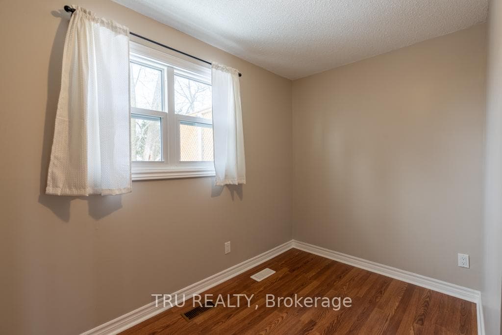 191 Castlefrank Road photo 11