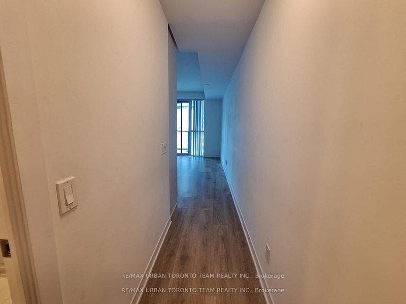 87 Peter Street Unit 2213 photo 14