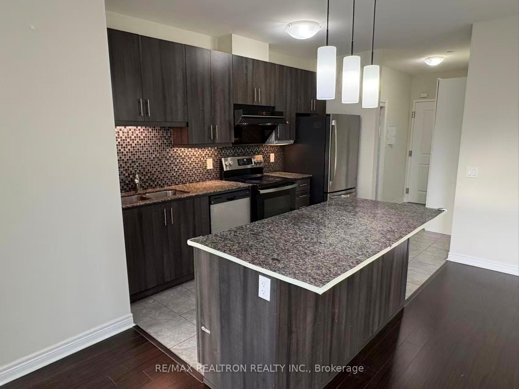7768 Kennedy Road Unit 311 photo 8