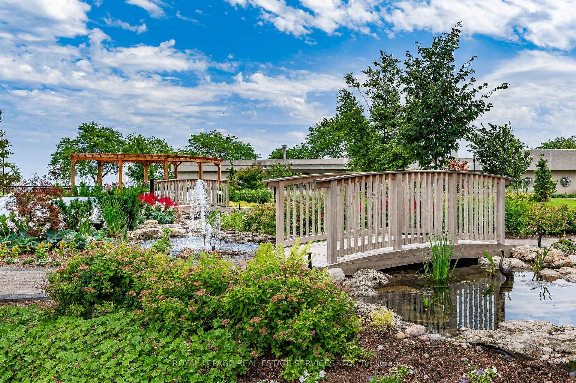 Gardens/Grounds