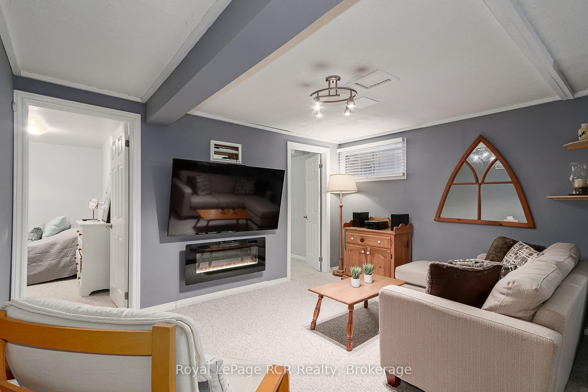 92 Alice Street photo 23