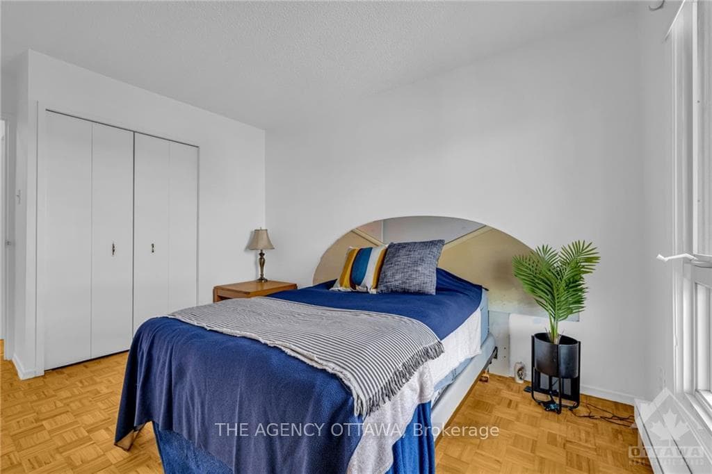 158B MCARTHUR Avenue Unit 1803 photo 17