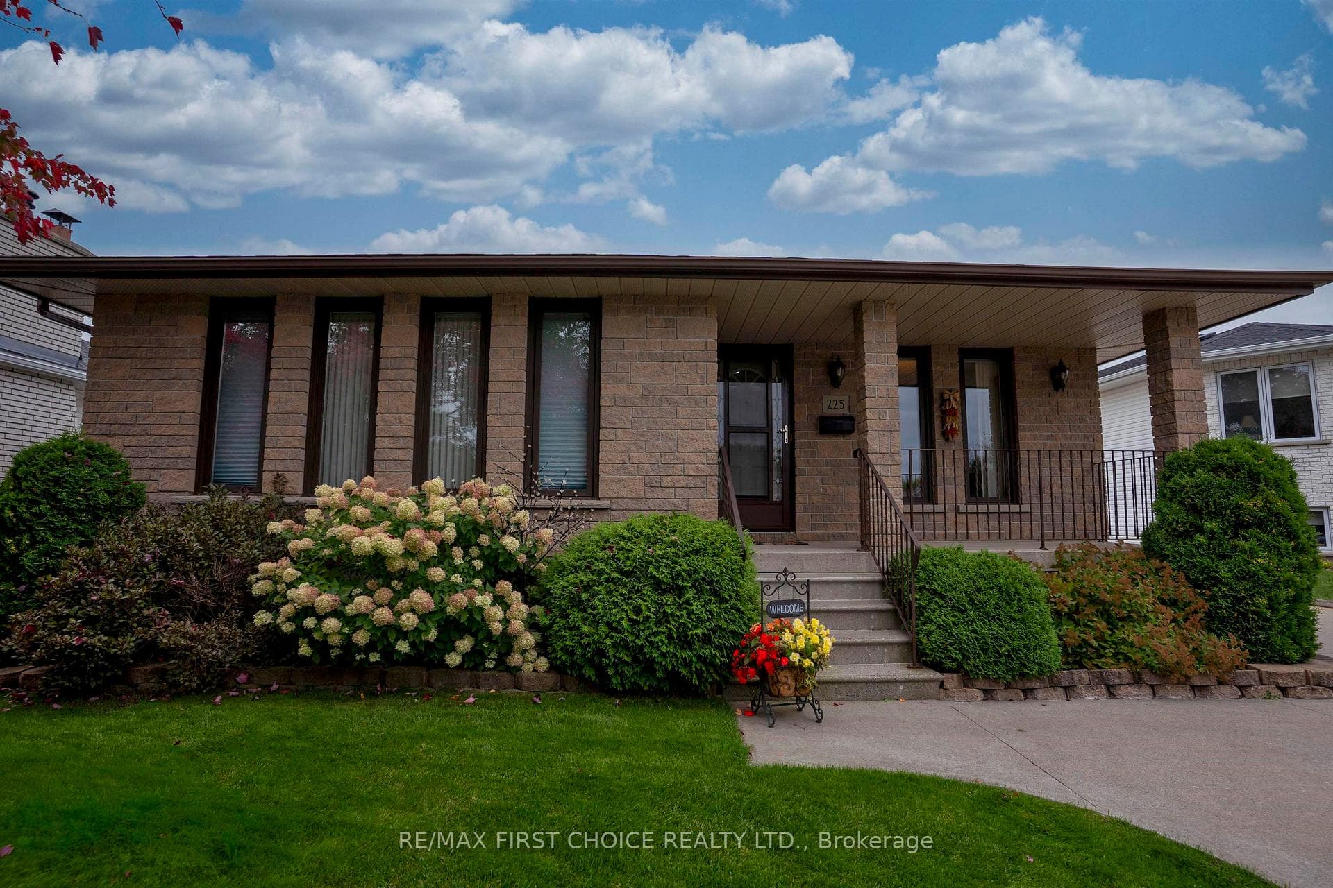 225 FLAMINGO DR photo 42