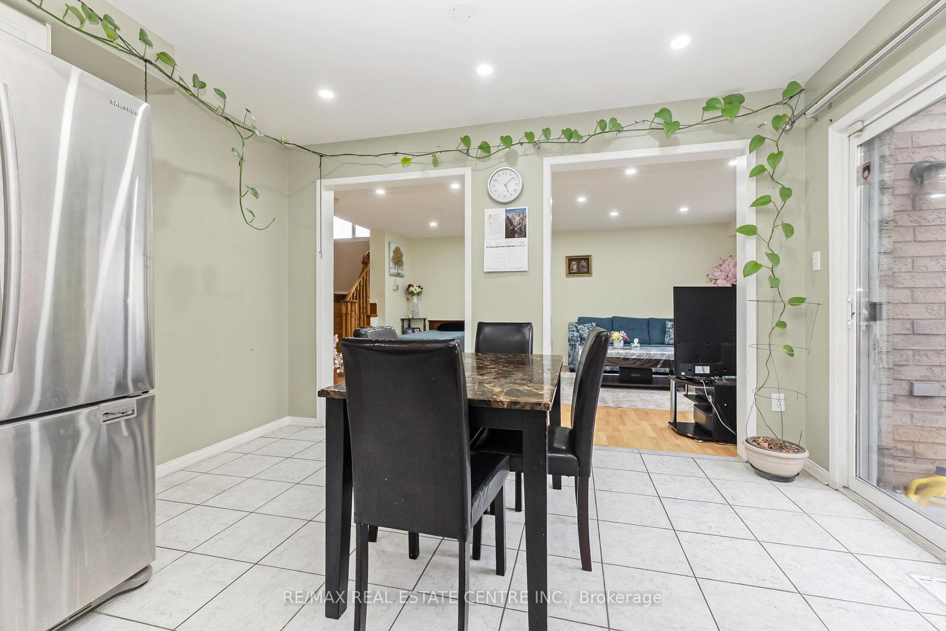 270 Edenbrook Hill Drive photo 16