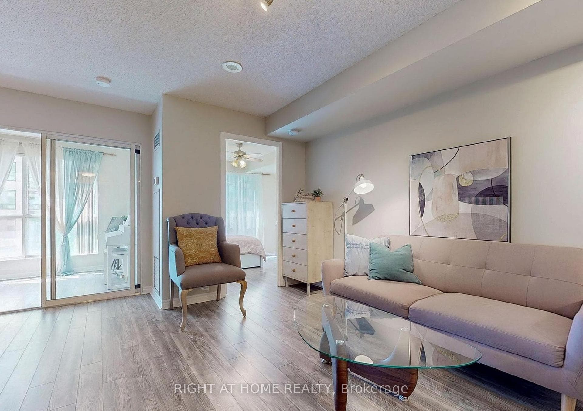 7 Lorraine Drive Unit 708 photo 1