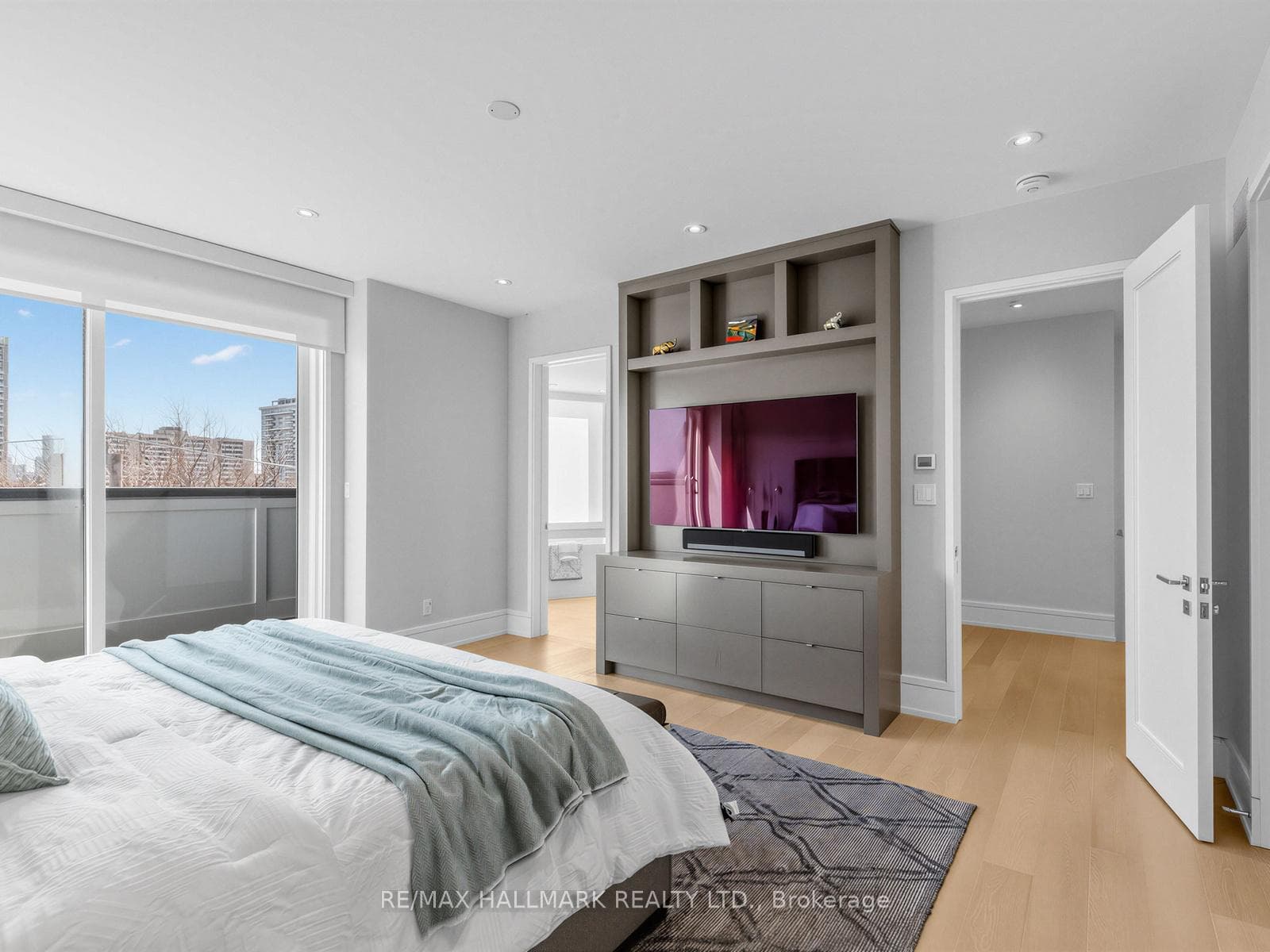 Primary bedroom built-ins