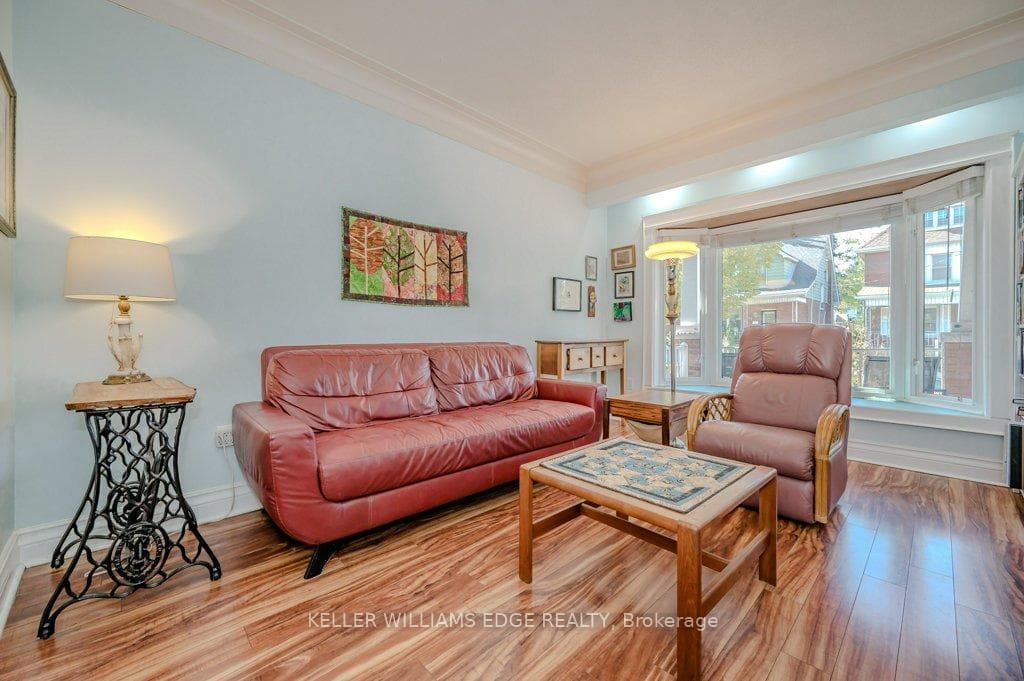 114 Kensington Avenue photo 8