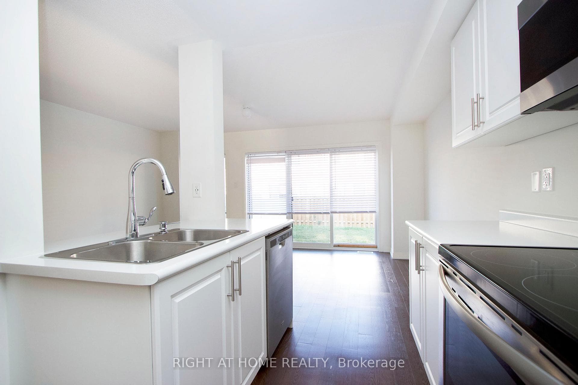 17 Queen Alexandra Lane photo 9