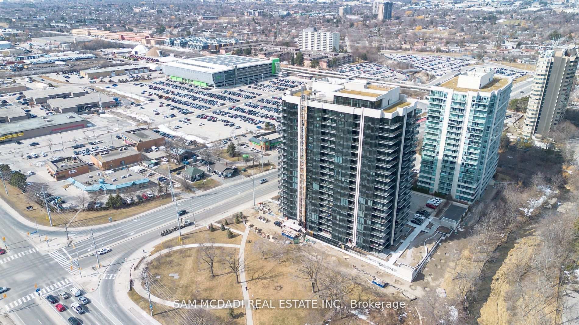 1035 Southdown Road Unit 307 photo 3