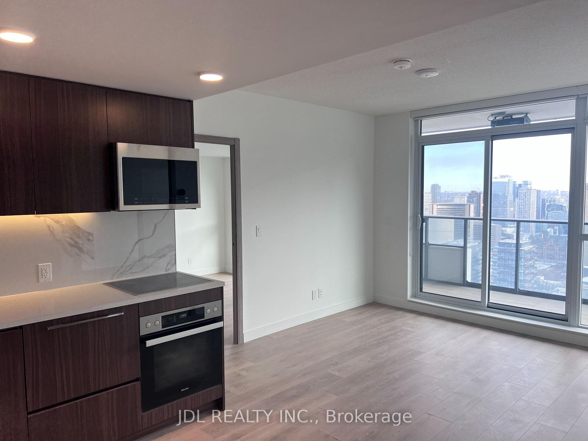 38 Widmer Street Unit 5002 photo 18