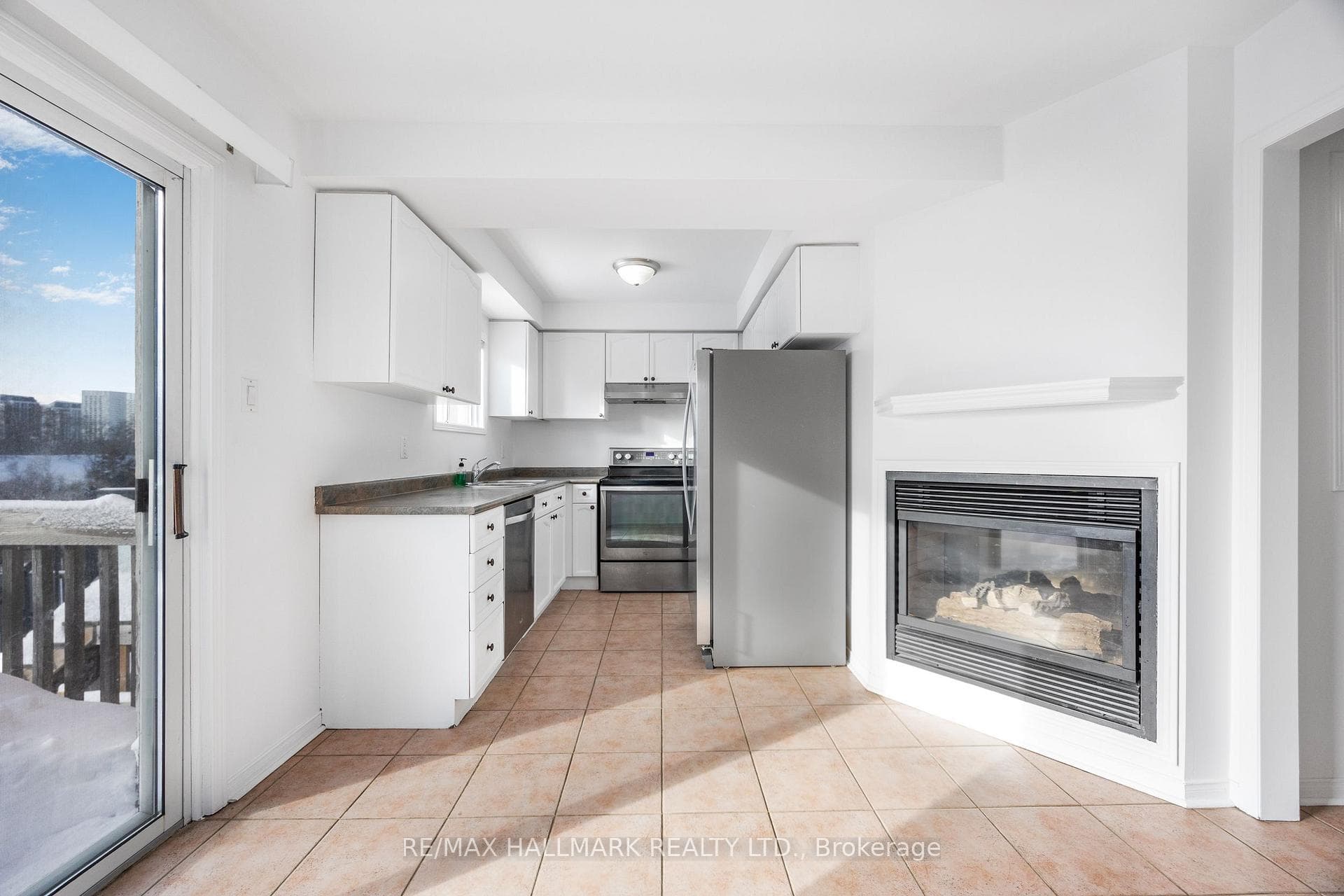 19 Parktree Drive photo 9