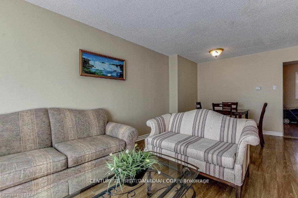 577 Third Street Unit 28 photo 4