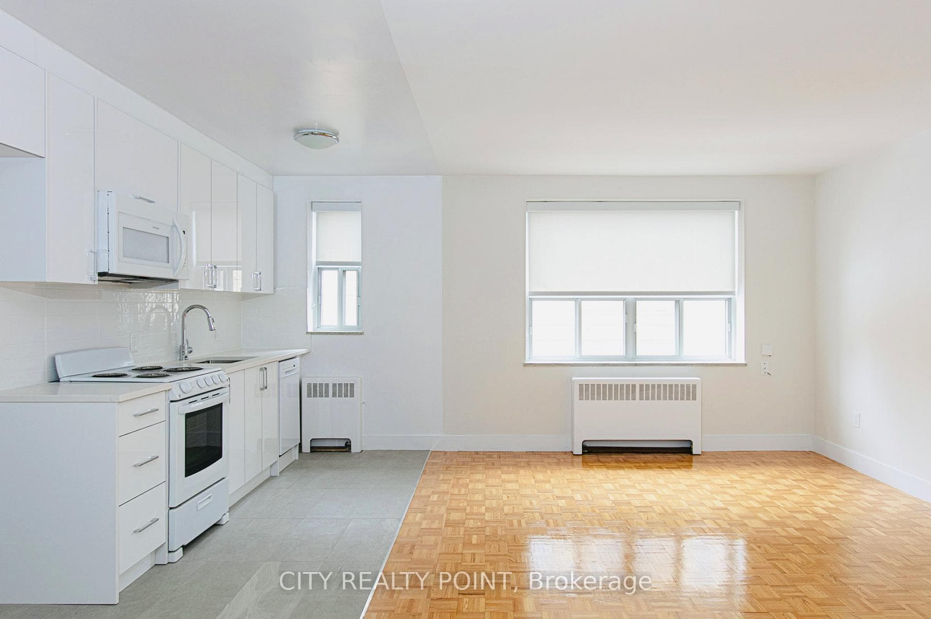 1291 Bayview Avenue Unit 208 photo 5
