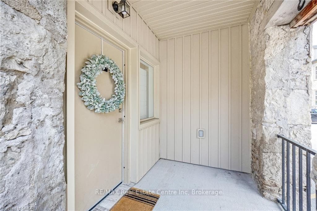 25 CONCESSION Street Unit 129 photo 4