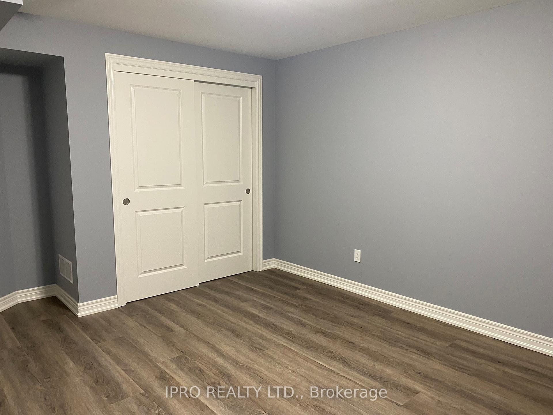 203 Classic Avenue Unit Basemnt photo 11