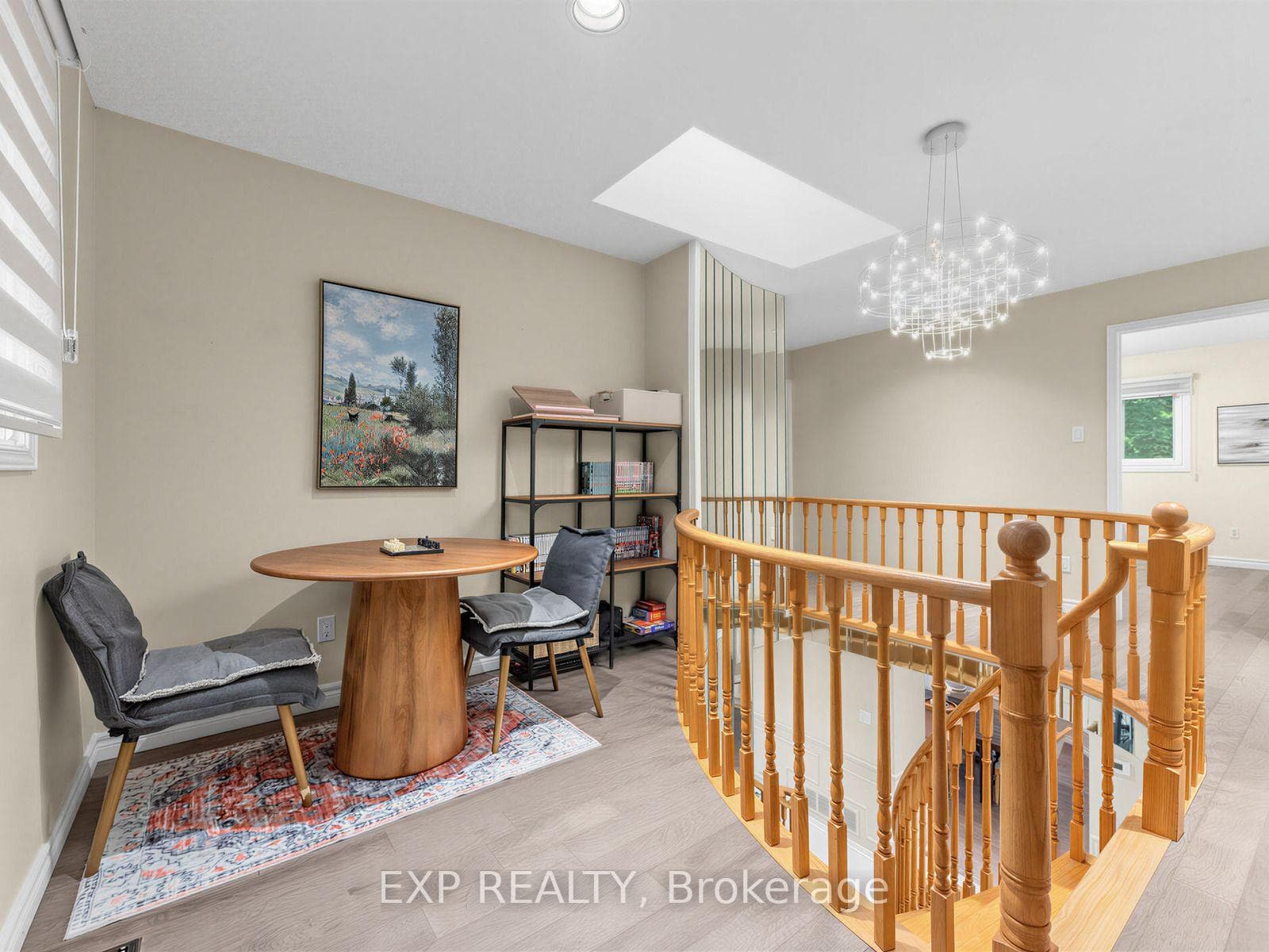 129 Franklin Avenue photo 24