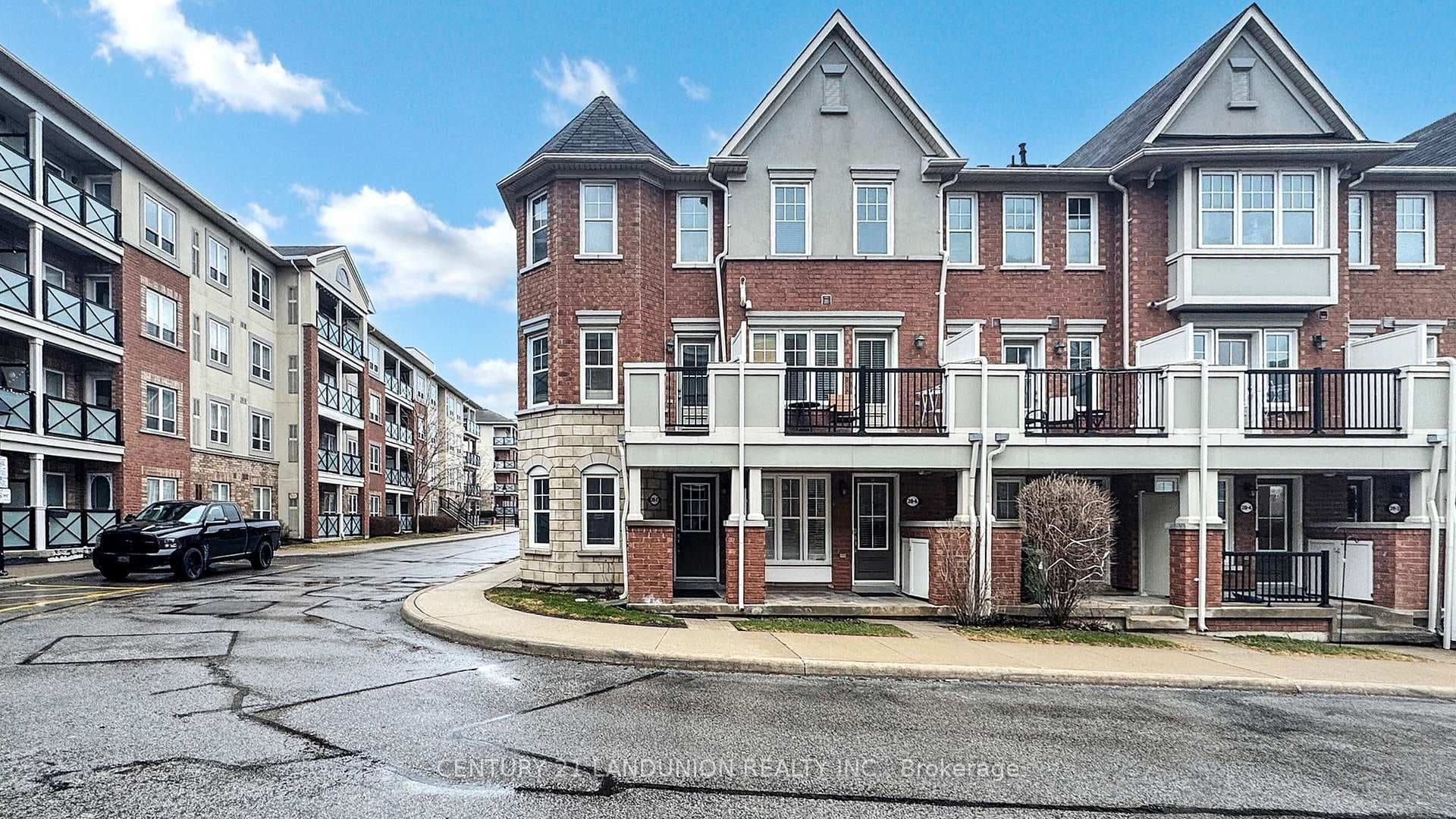 20 Mendelssohn Street Unit 7 photo 2
