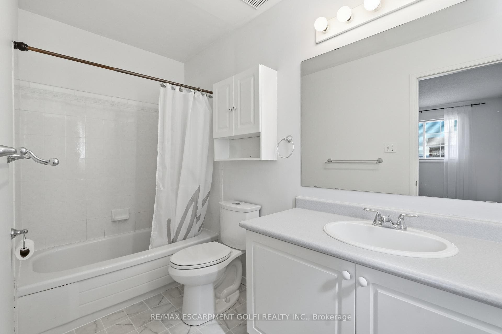 2951 ADDISON Street photo 20