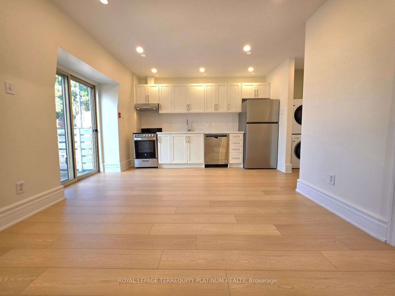 11 Beaconsfield Avenue Unit 5/ 2nd Floor photo 11