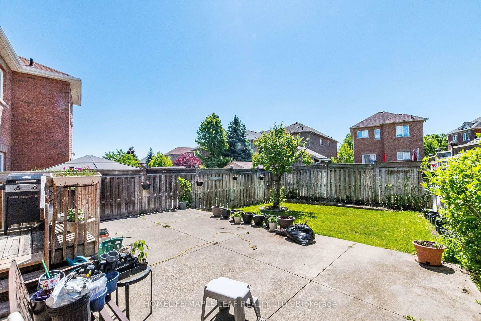 73 Meadowlark Drive photo 23