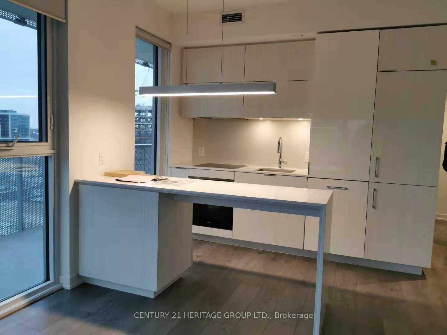 20 Richardson Street Unit 819 photo 3
