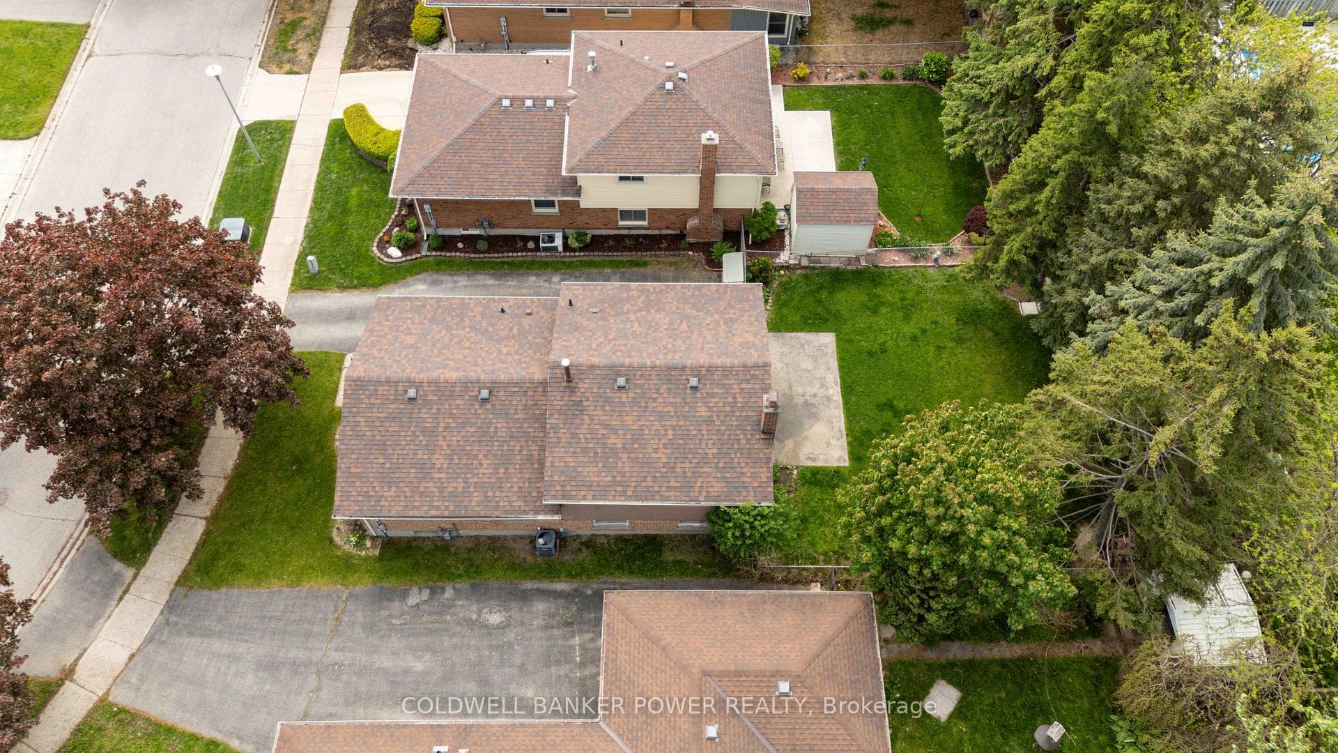74 Patience Crescent photo 45