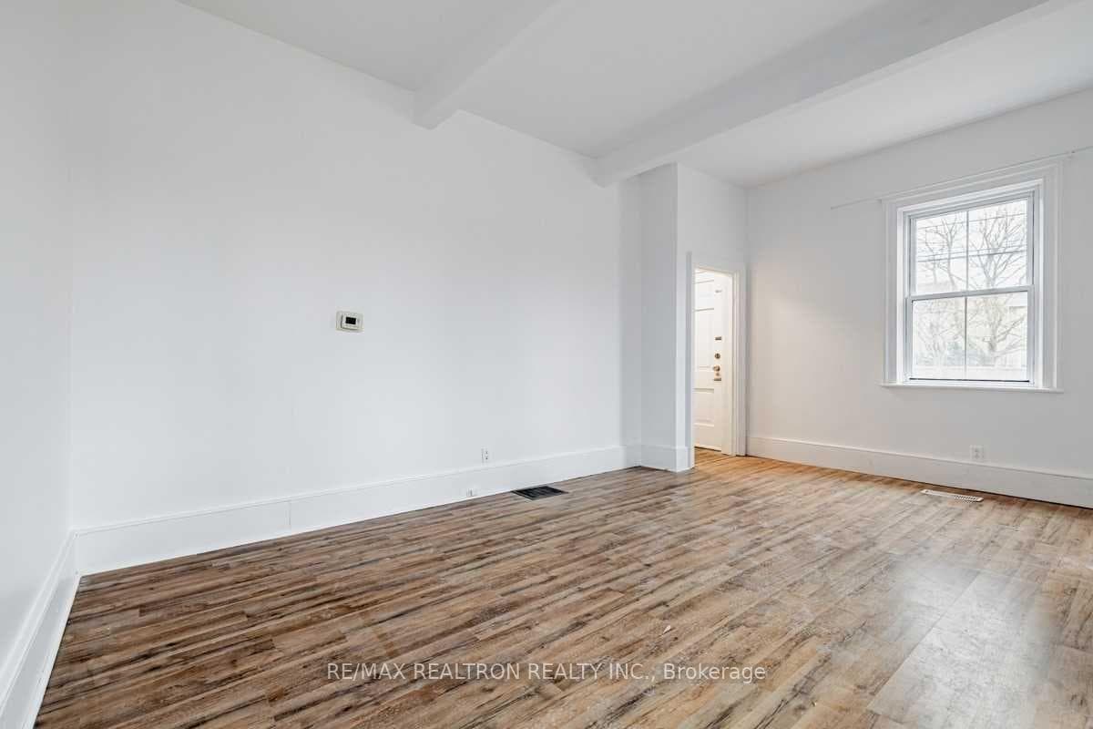 14 John Street Unit Front photo 5