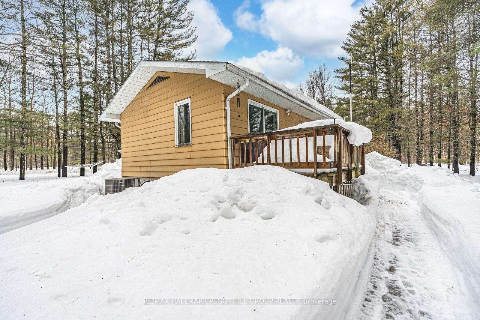 1859 McLeod Drive photo 17