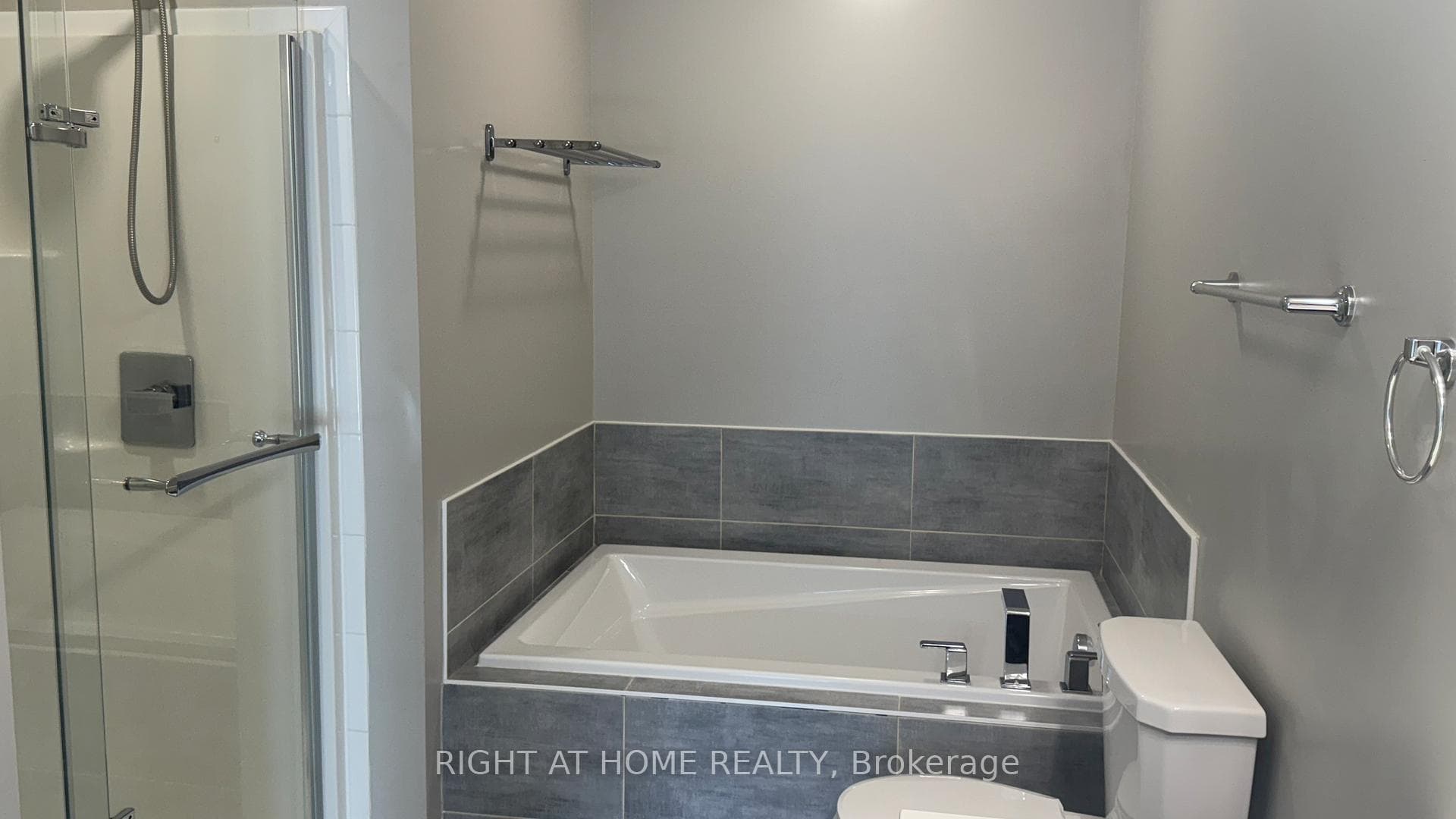 771 TWIST Way photo 28