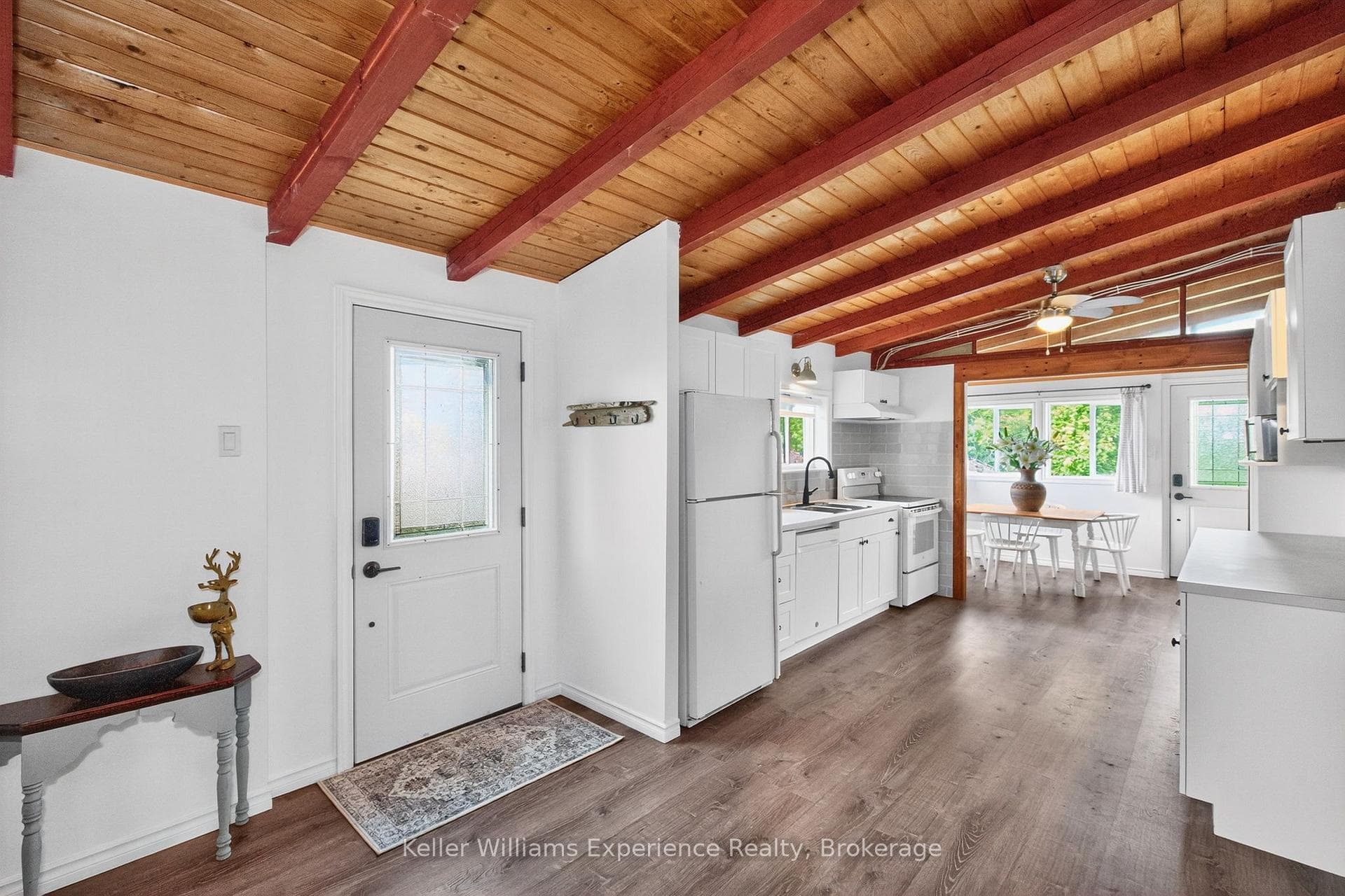 681 McMurtry Road photo 7