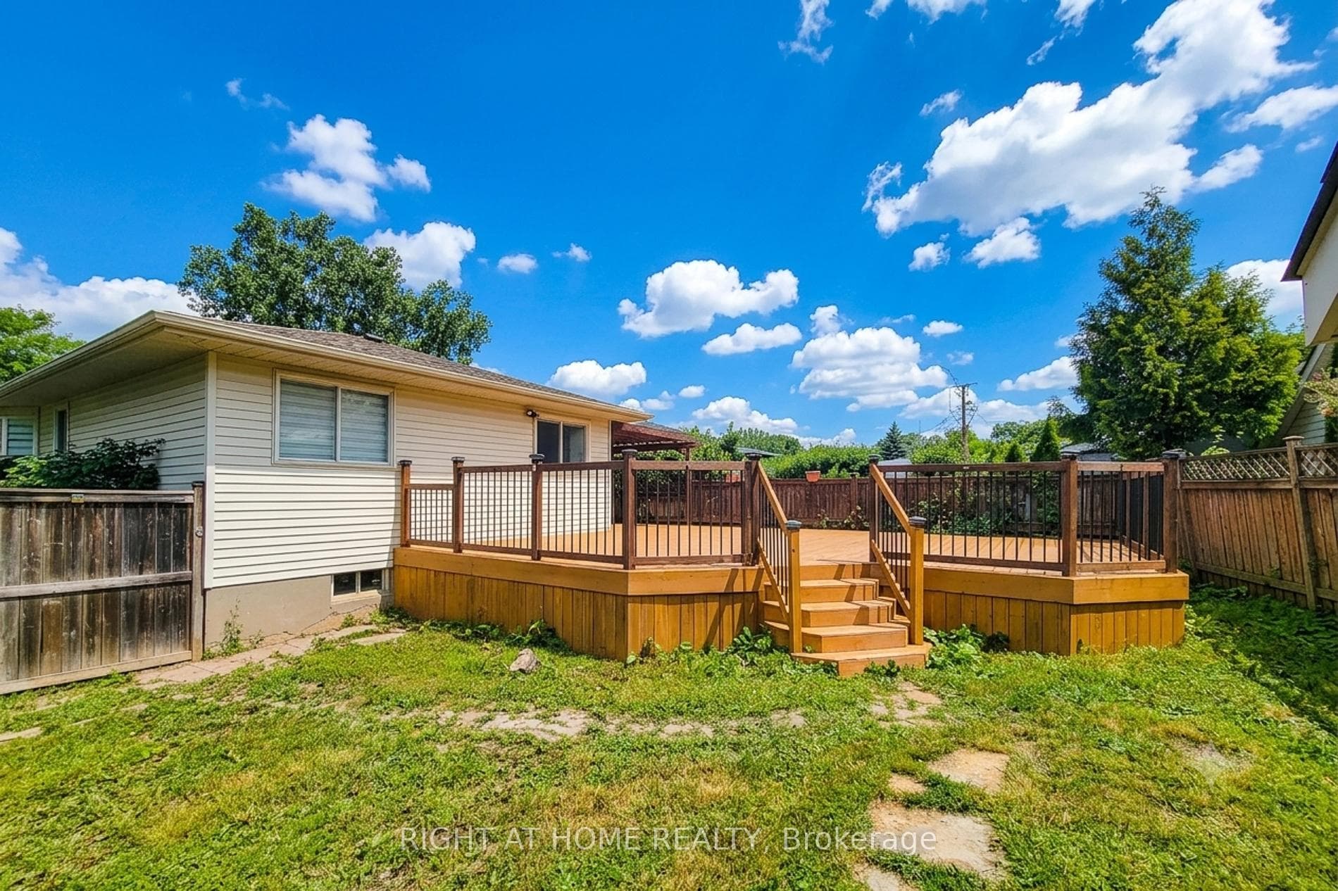 62 HAZEL Street photo 8