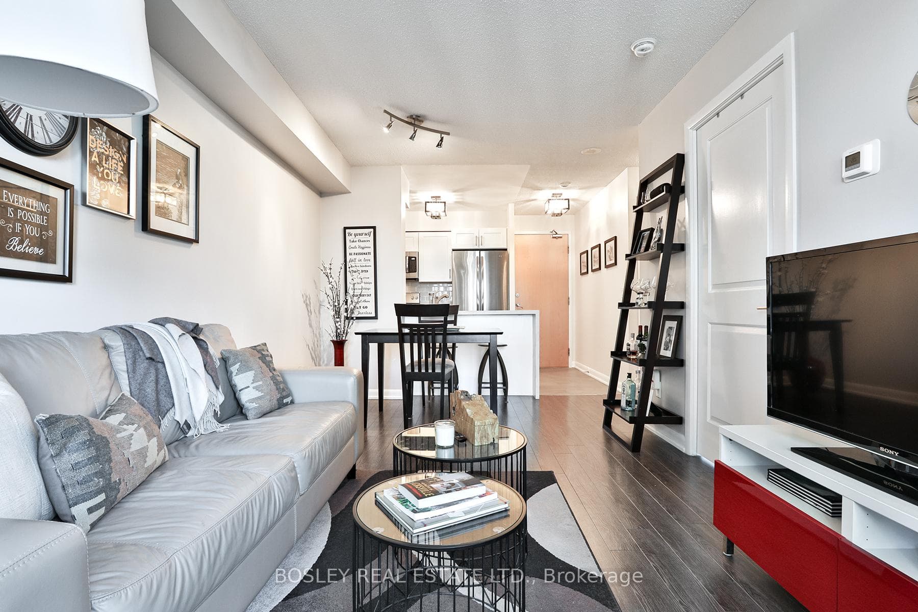 4978 Yonge Street Unit 1705 photo 5