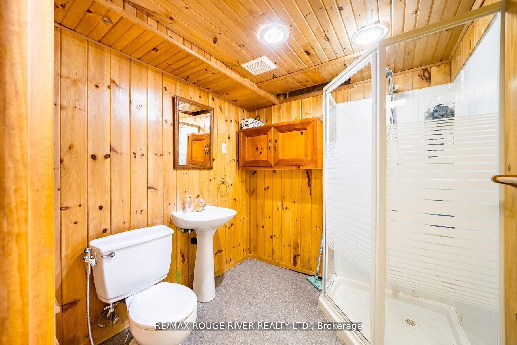 880 Castlegrove Avenue photo 31