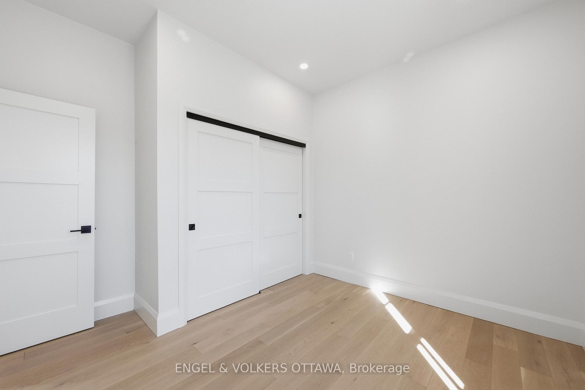 71 Thomas Street photo 33