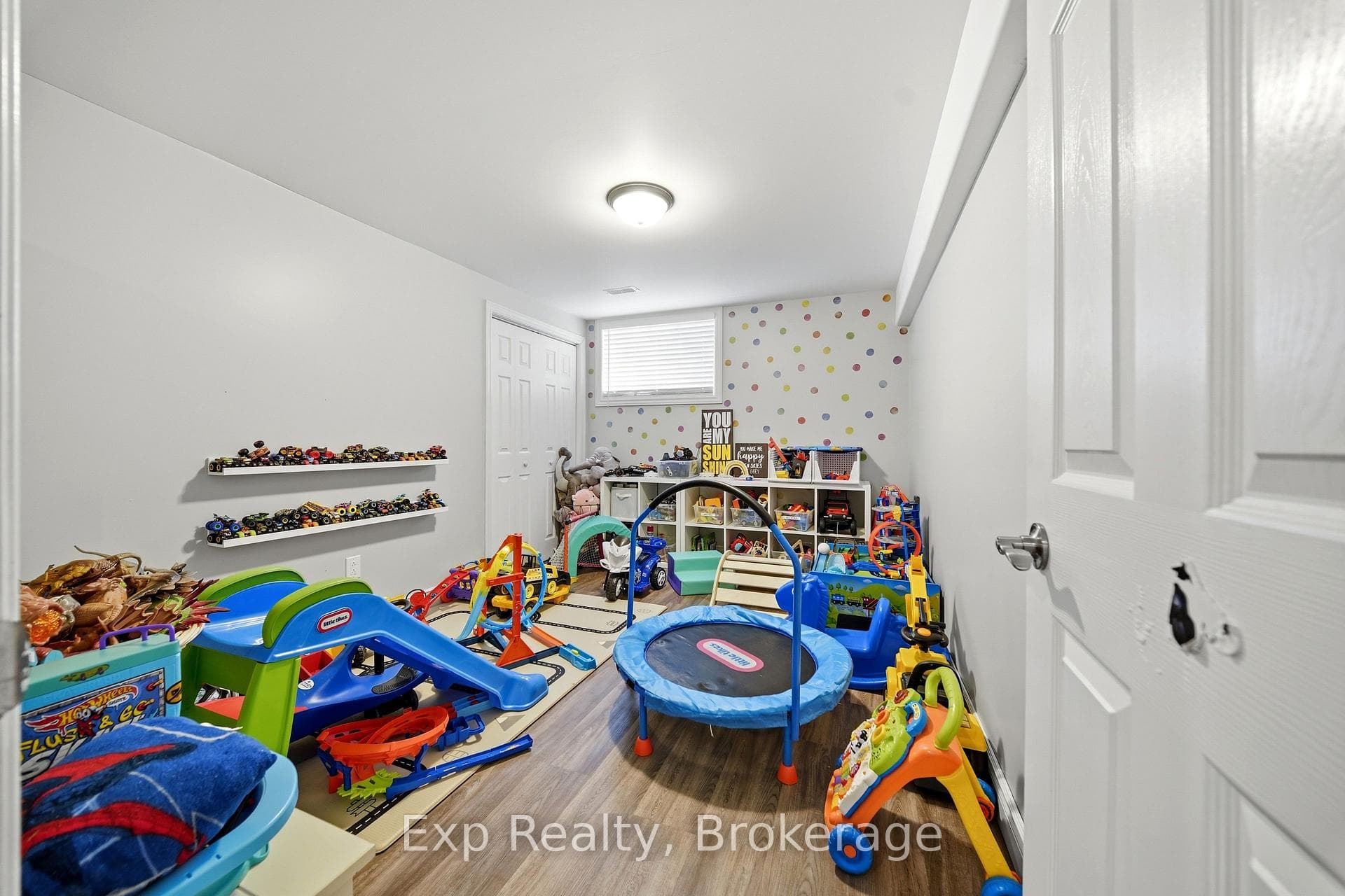 818 Palace Road photo 36
